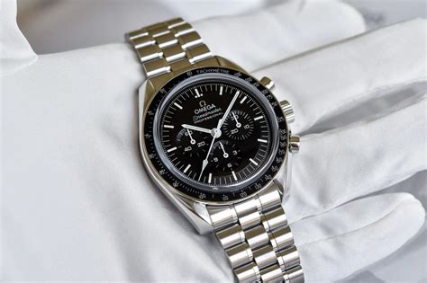 omega speedmaster service intervall|omega watch service near me.